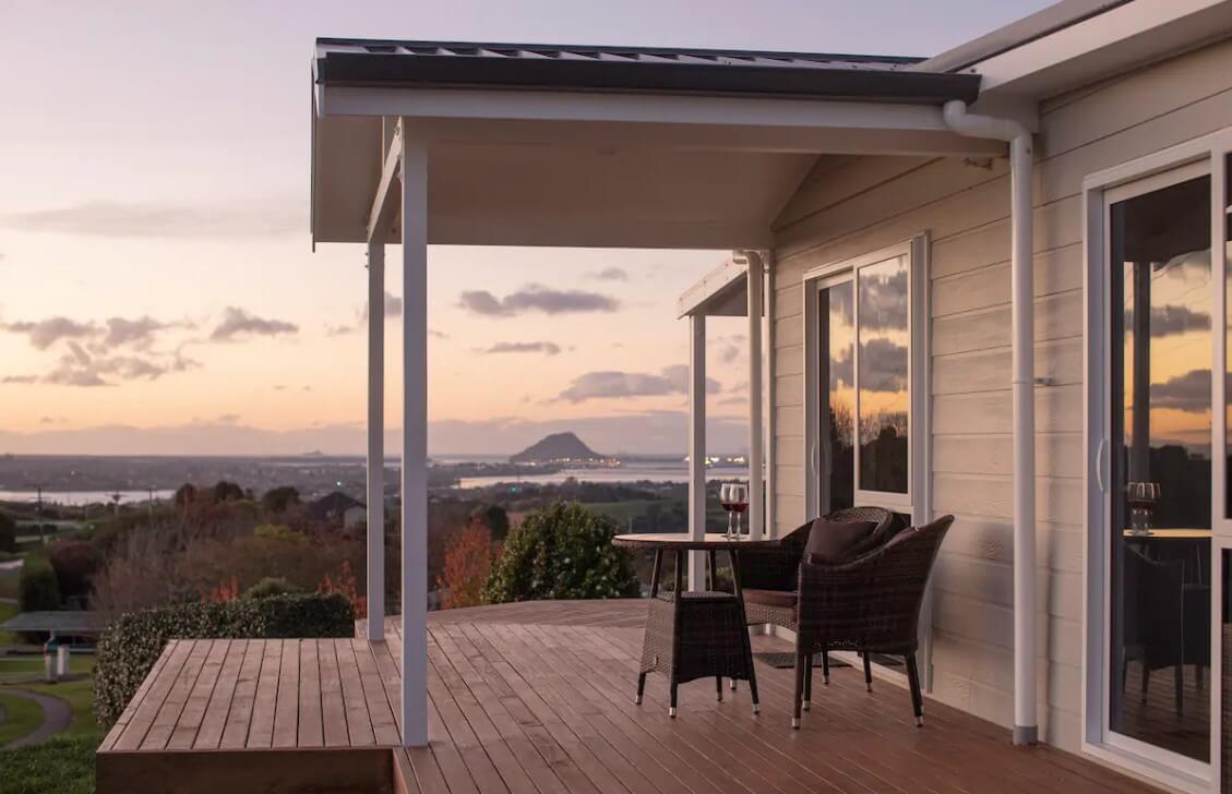 Simple Cottage Overlooking Tauranga