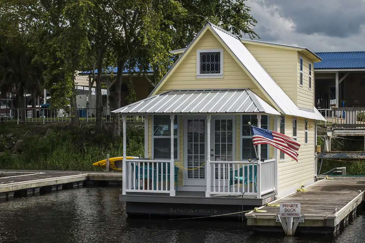 Floating Tiny Home with BBQ Porch Sanford