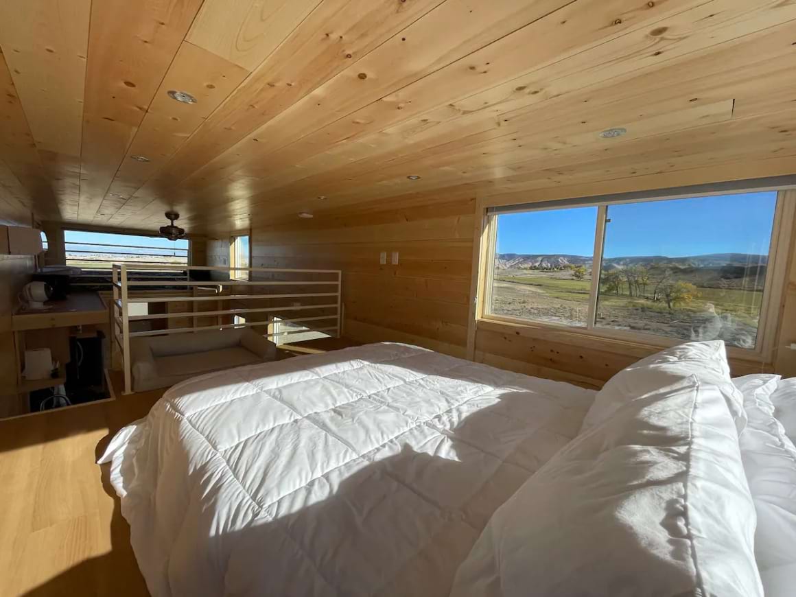 15 STUNNING Tiny Homes for Rent in Colorado [2024 Edition]