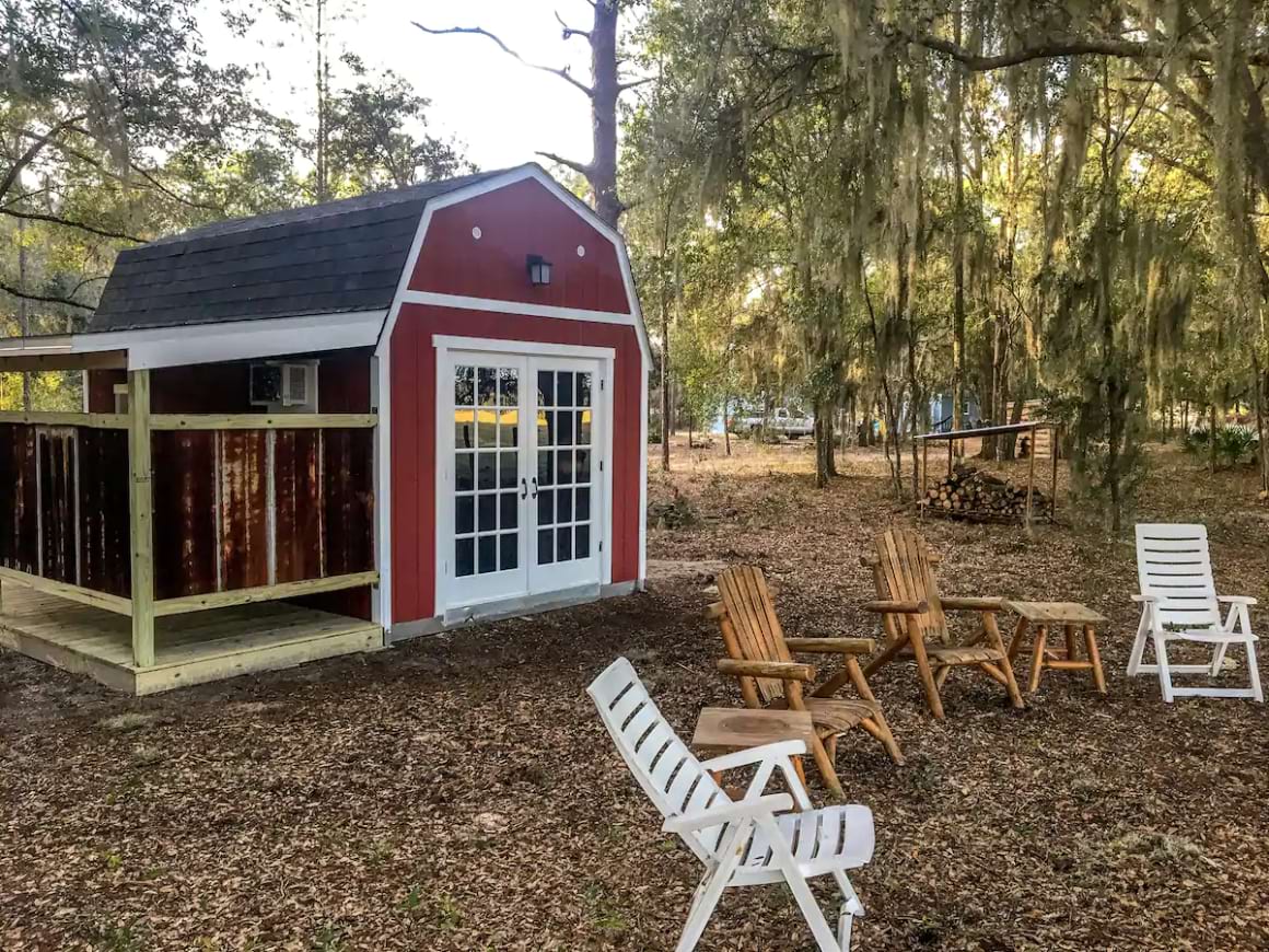 Tiny Barn at Windy Oaks Crystal River