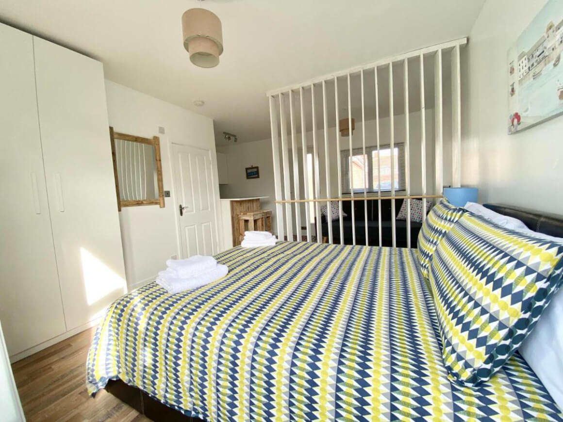 Beachy Holiday Home with Free Parking Margate