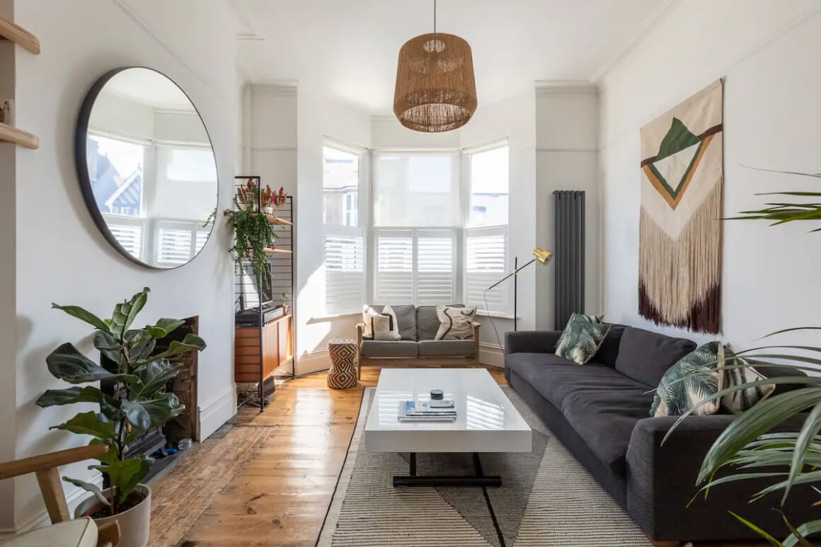 Contemporary Four-Bed Victorian Townhome near Old Town Margate