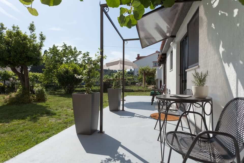 Garden Bungalow