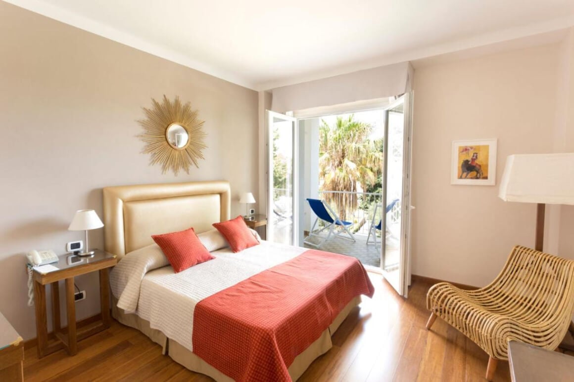 Hotel Kalura, Hotel room with private beach. Sicily Italy