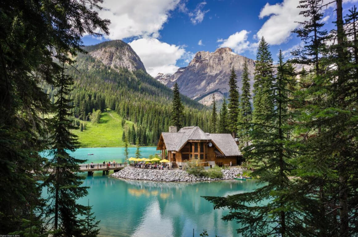 Emerald Lake Lodge Lake Louise Canada