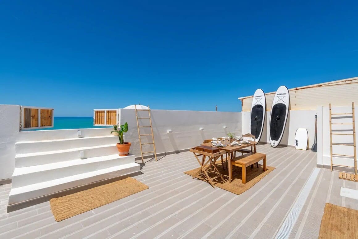 Beach front, cute semi-detached house Faro Portugal