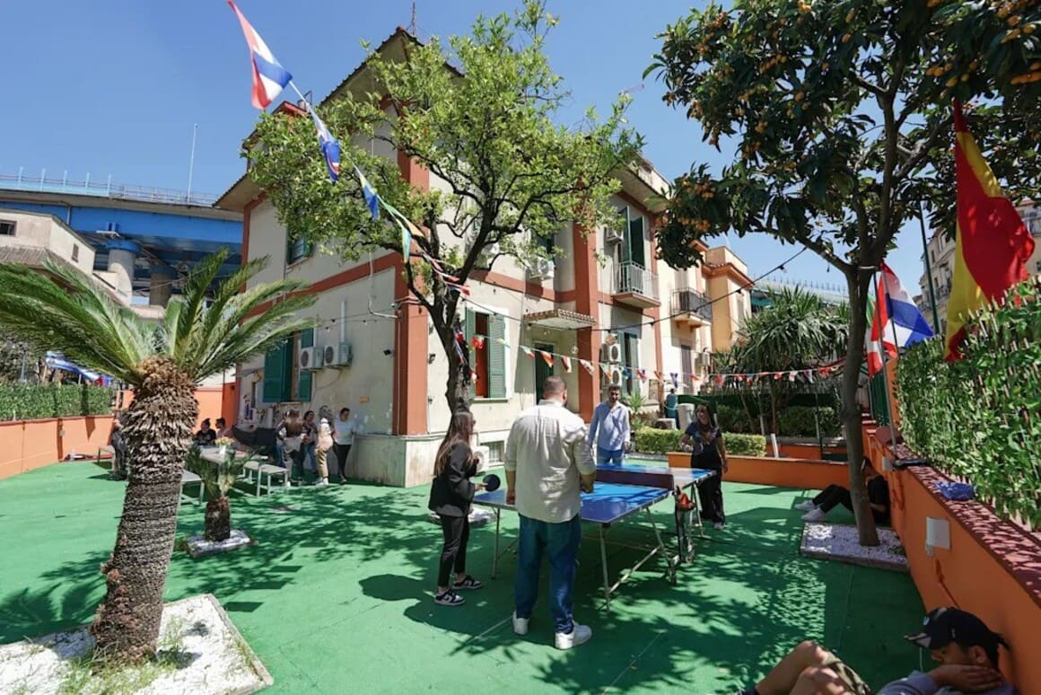 Naples Experience Hostel Italy