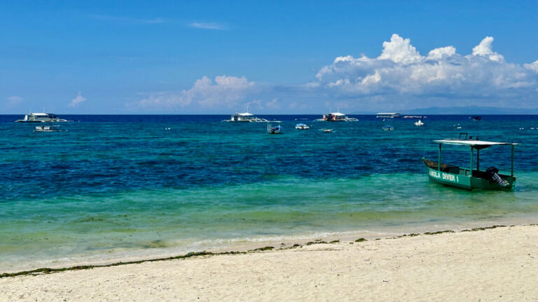 7 BEST Beaches in Panglao, Philippines