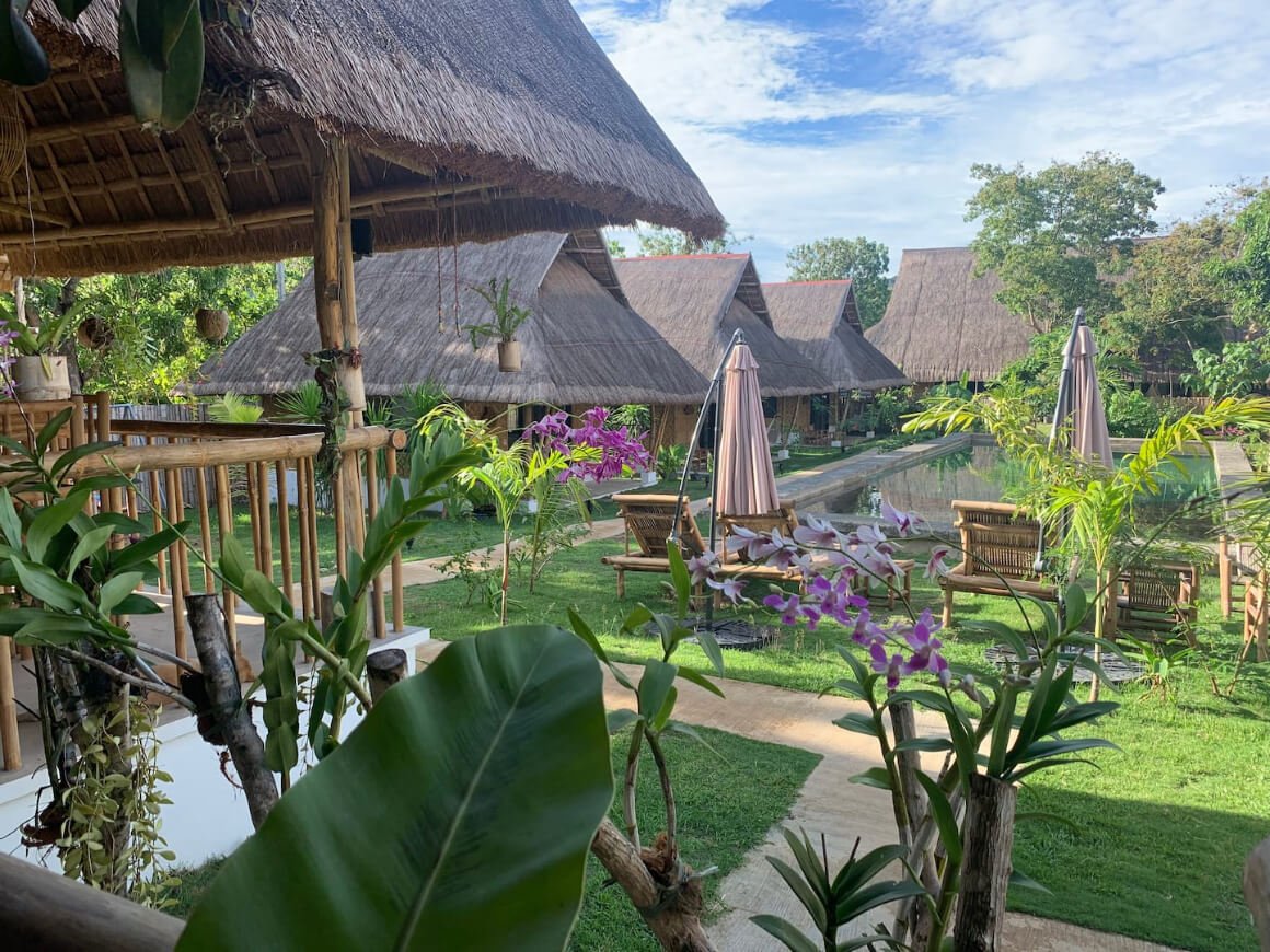 Private Room in Lush Garden Bohol