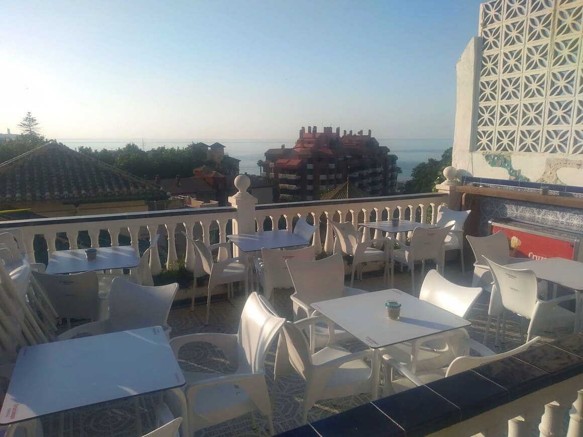 Terraza Del Limonar Hostel Malaga Spain