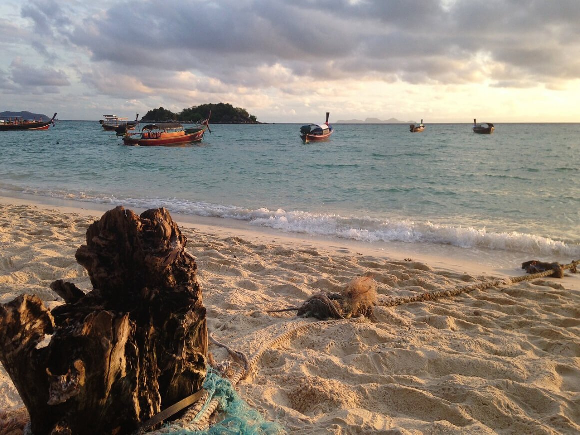sunrise view at the beach in Koh Lipe
