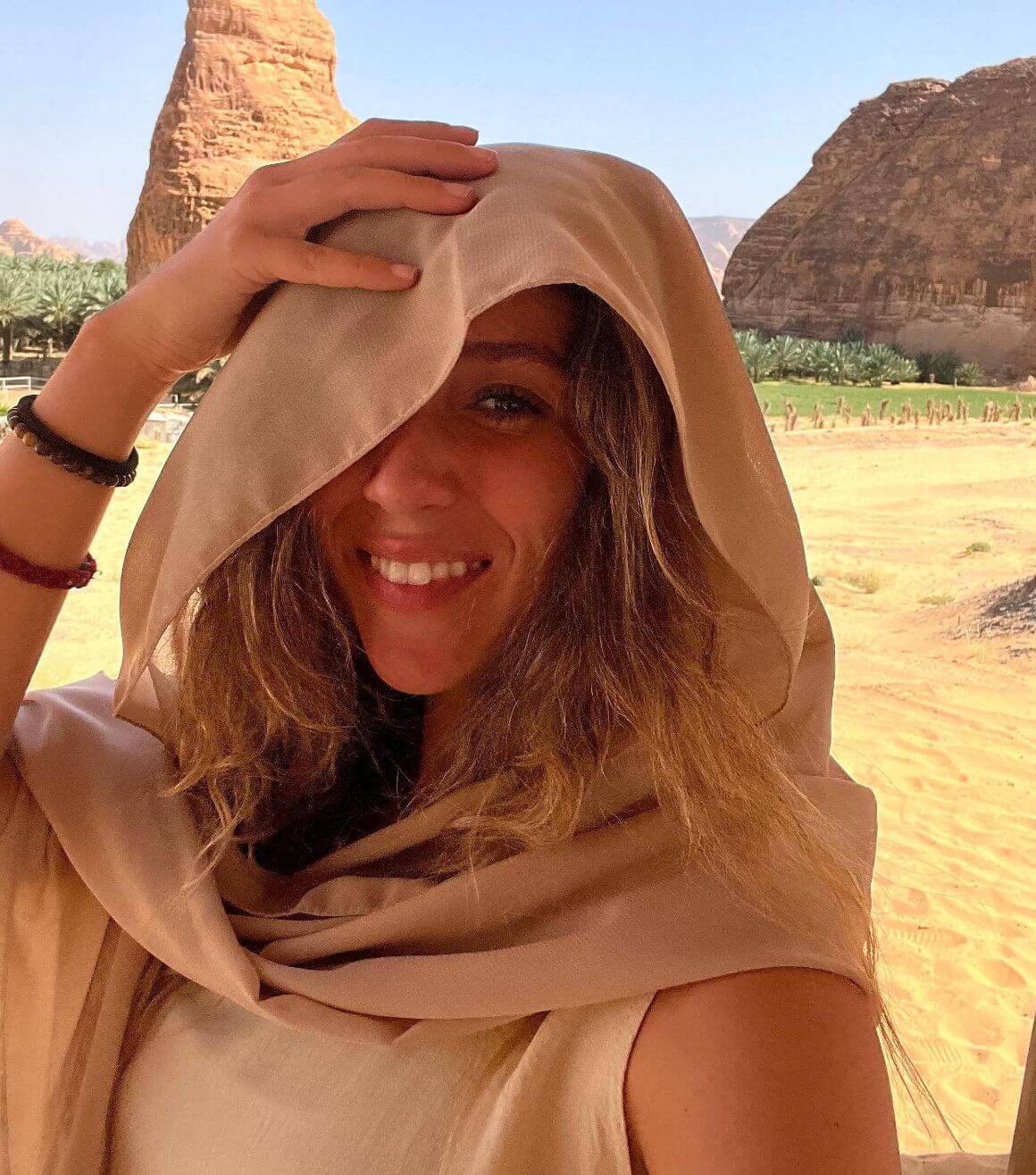 Jeddah female traveler