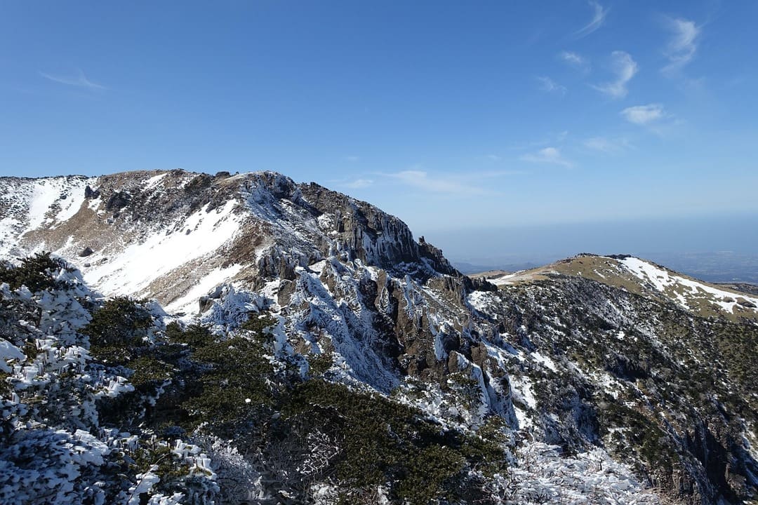 hallasan in winter, jeju