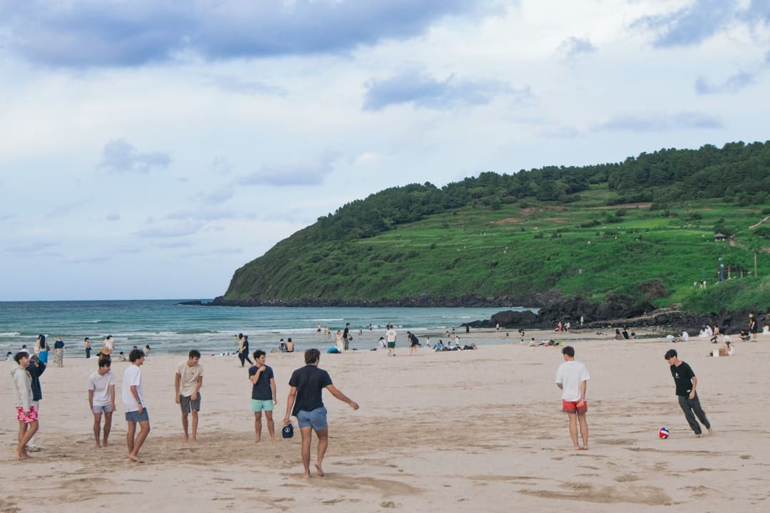 hamdeok beach, south korea