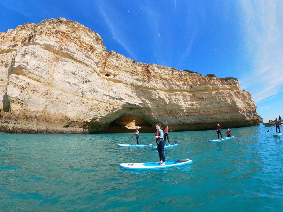 stand up paddleboarding tour-Praia de Benagil