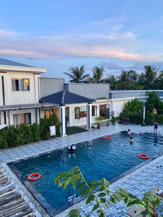 The Dreamers House Hue