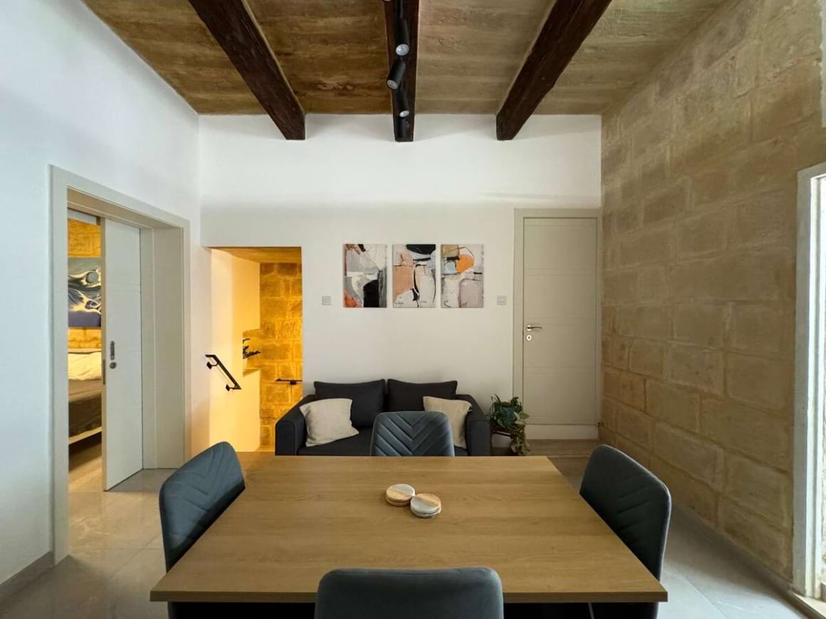 affordable and modern apartment for two guests valletta