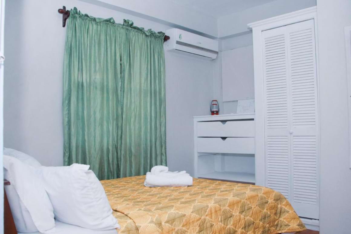 buttercup cottage apartments st vincent and the grenadines