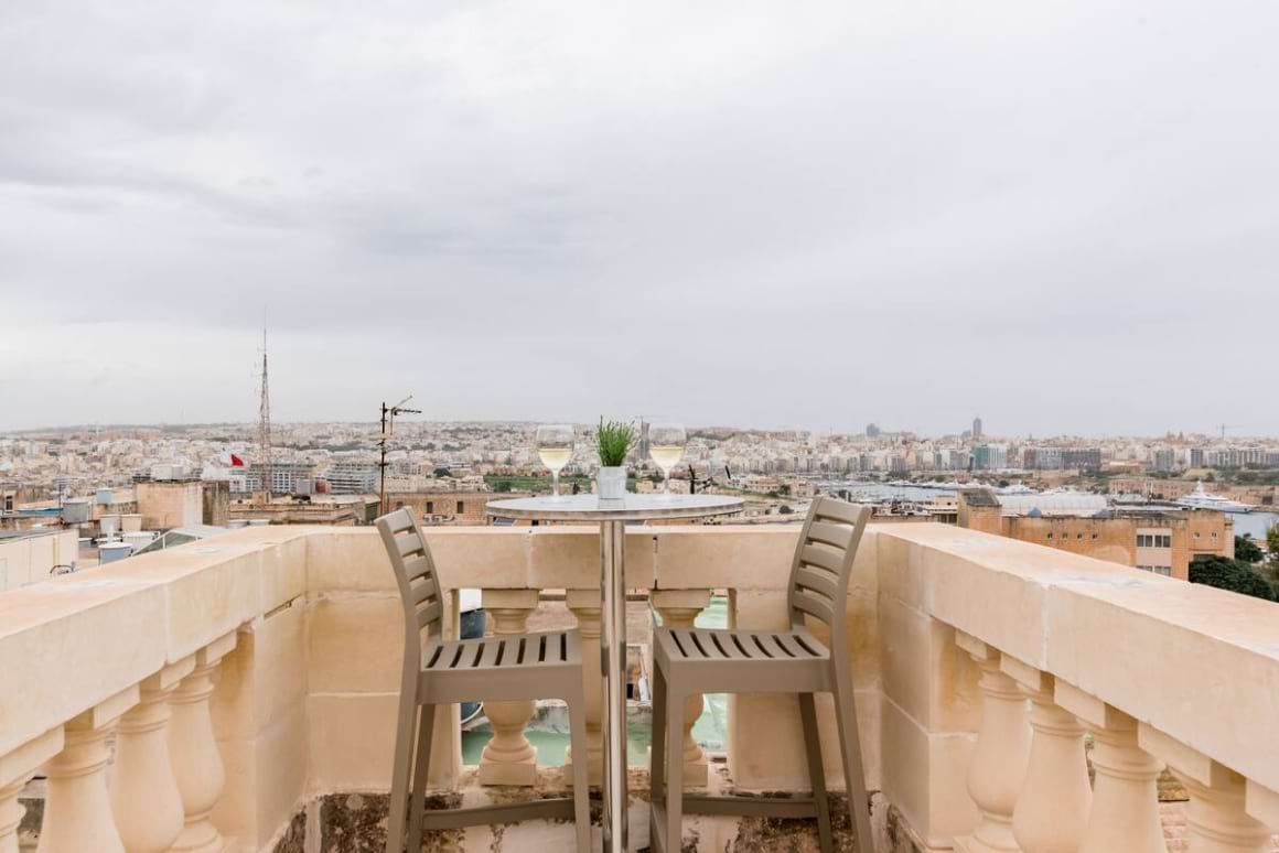 stylish one bed apartment with rooftop terrace valletta