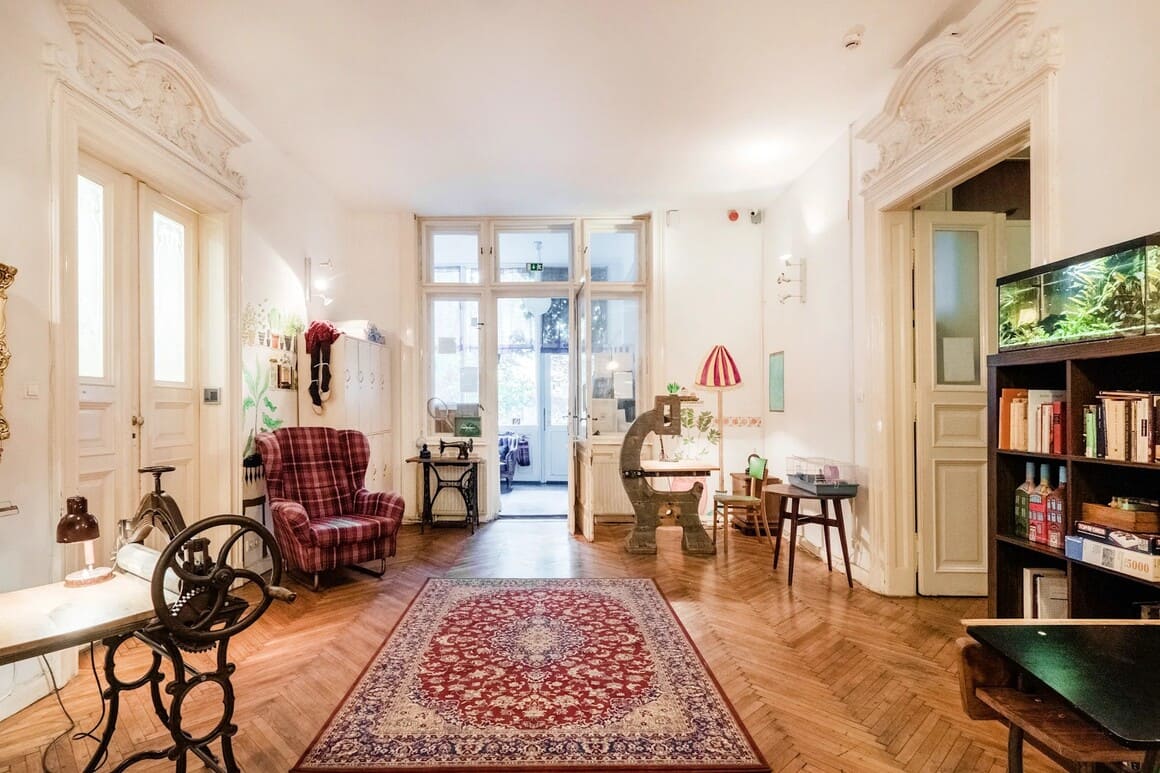 Baroque Hostel & Coworking Budapest
