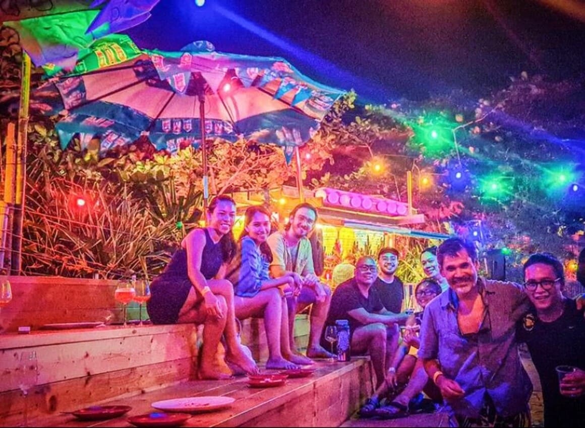 Flotsam and Jetsam Artist Beach Hostel La Union