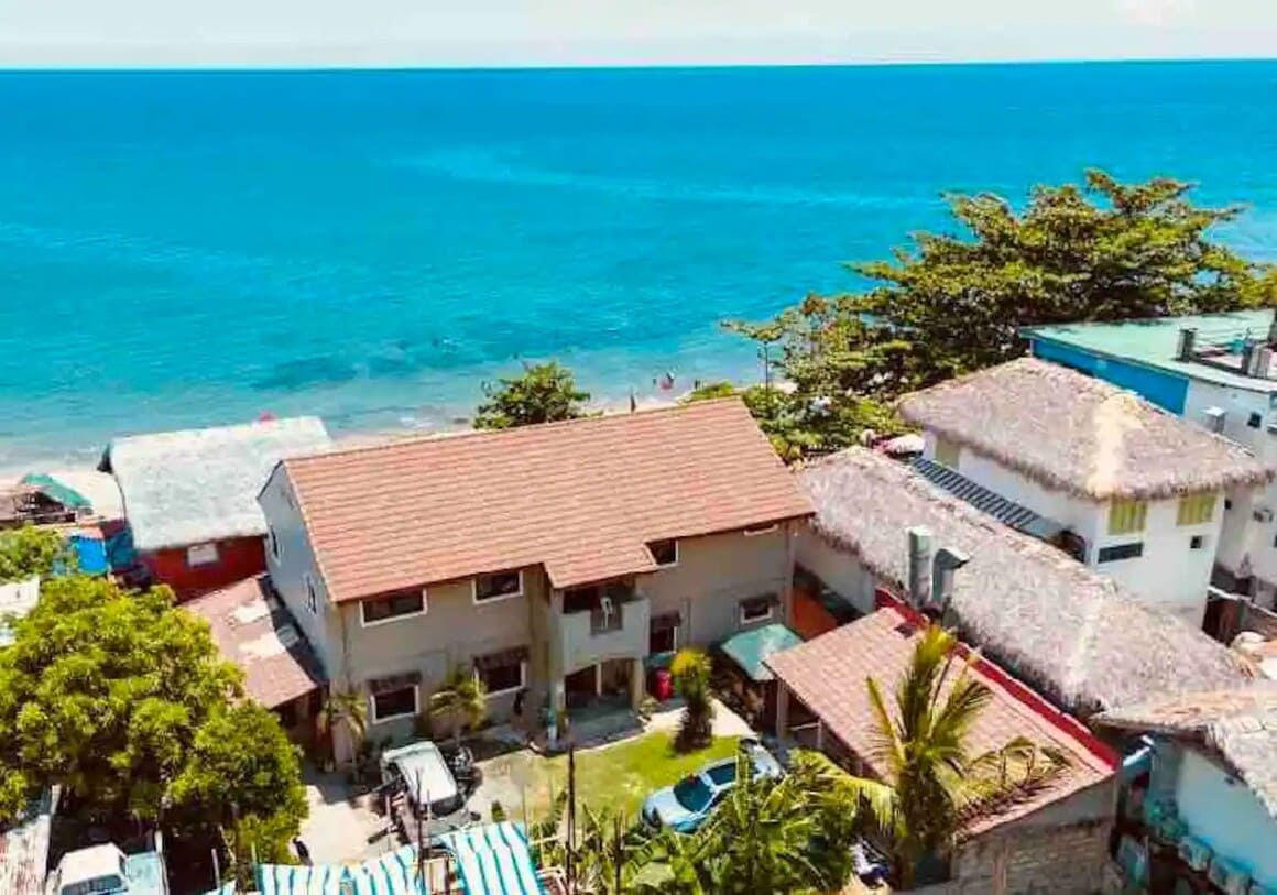 Surfers Rest Guest House La Union