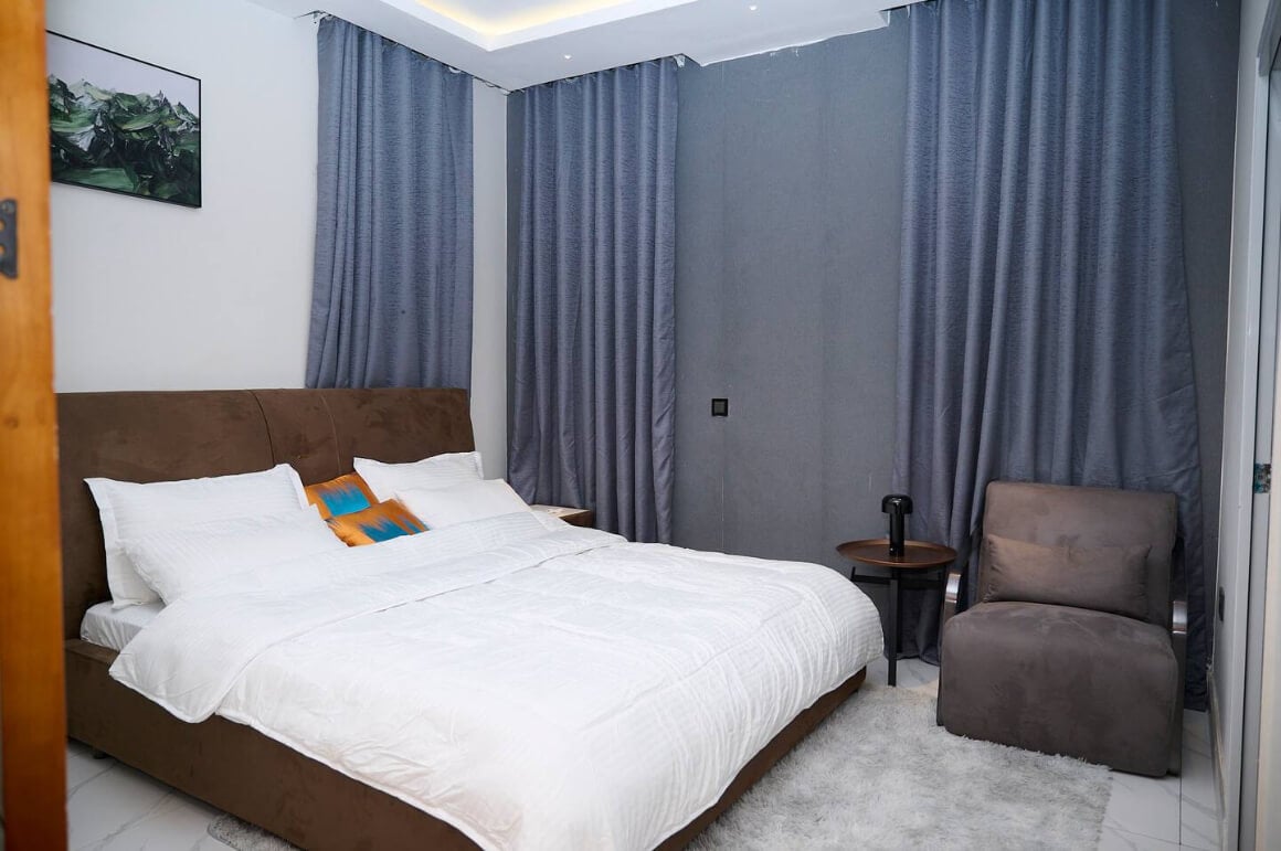 Modern 1-Bed With Pool Access, East Legon