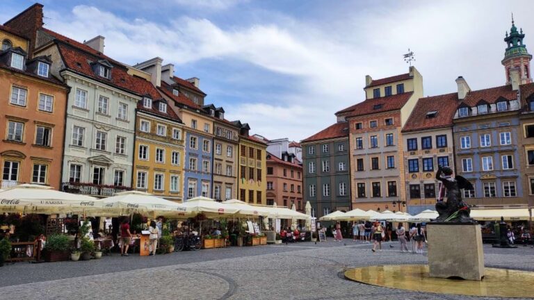 Backpacking Warsaw Travel Guide (BUDGET TIPS)