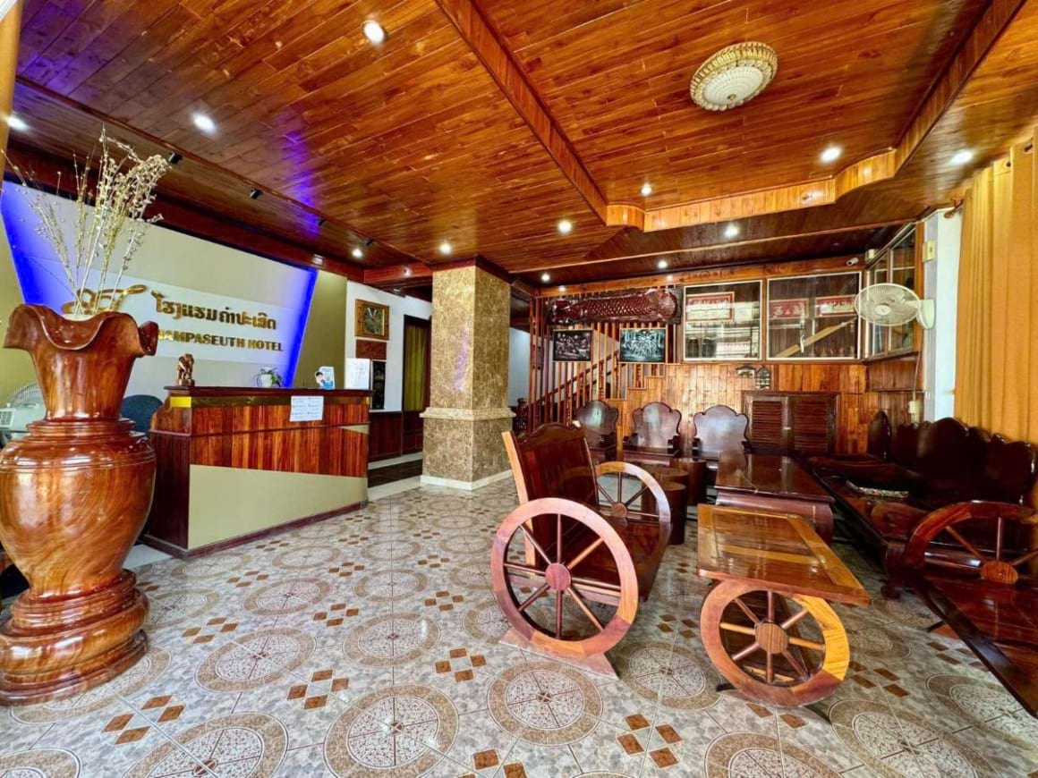 khampaseuth hotel Vang Vieng