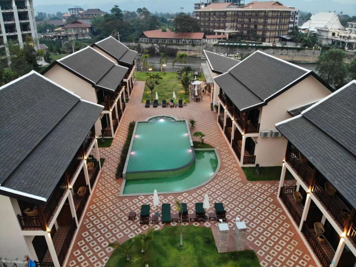 saksiri riverside boutique hotel Vang Vieng