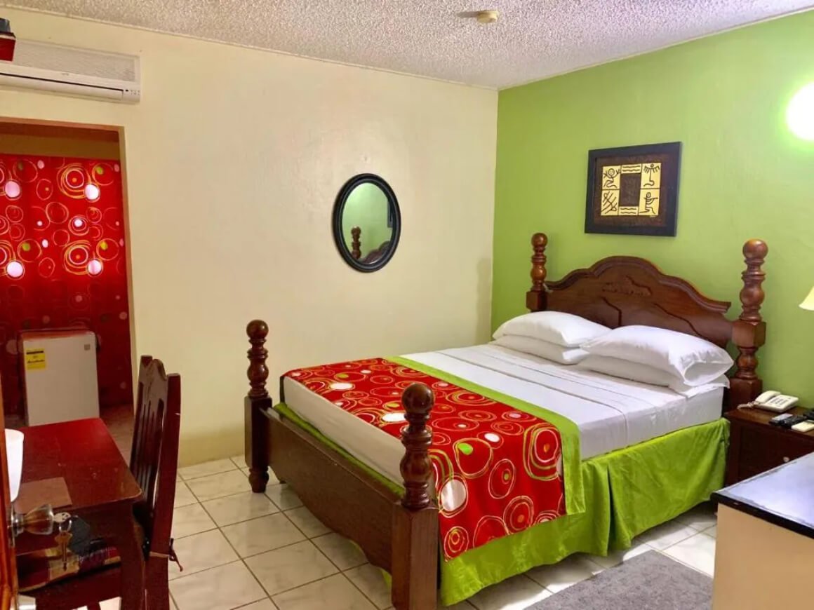 Seaview Inn