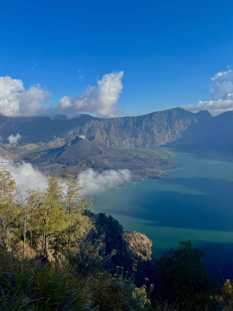 mount rinjani baru jari volcano lake beautiful bright blue views