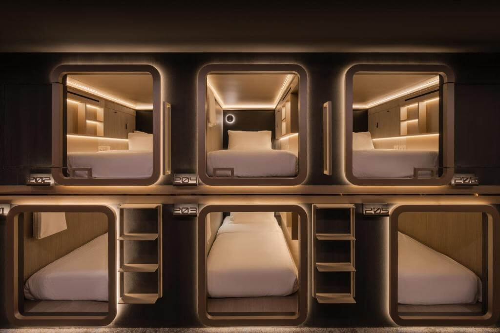 Cube Social Boutique Capsule Hotel at Boat Quay singapore