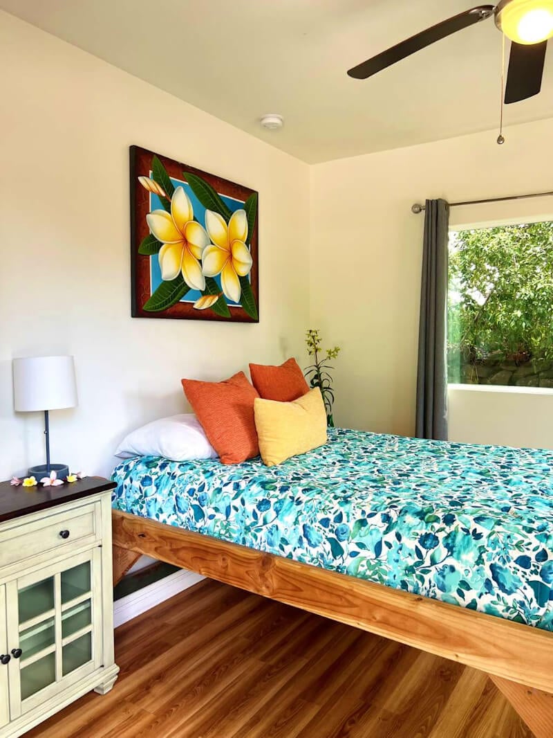 Kona Beach Hostel