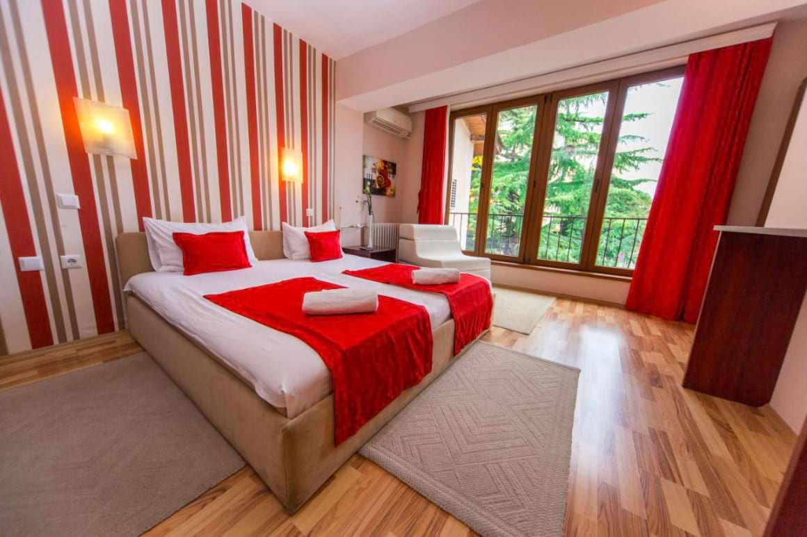 hotel pine skopje