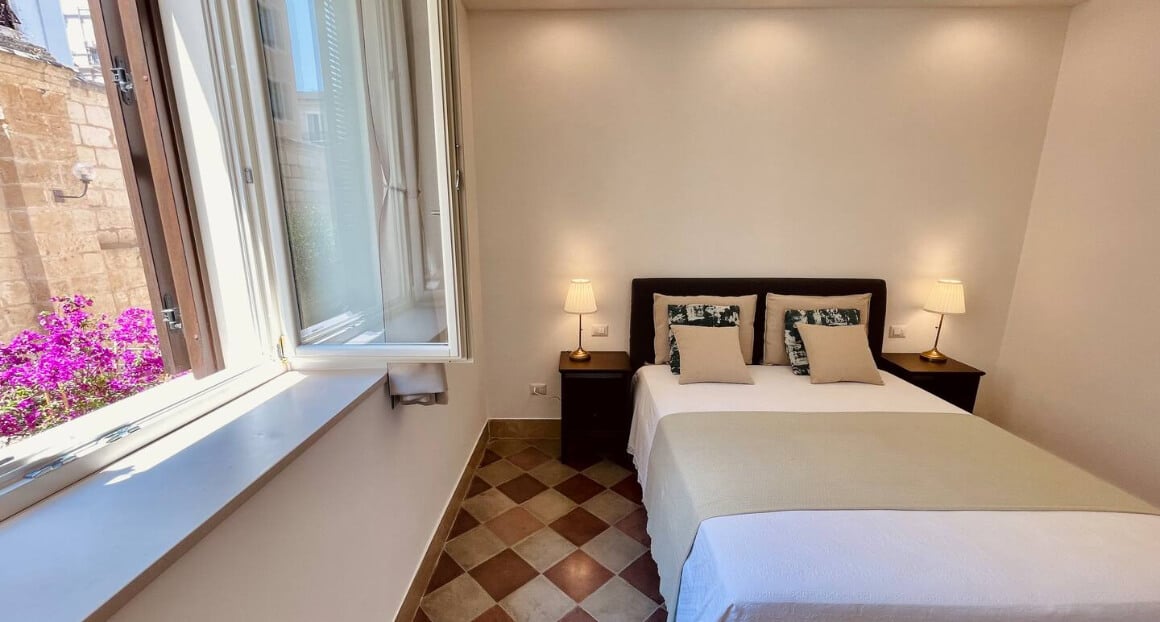 1-Bed Suite with Garden