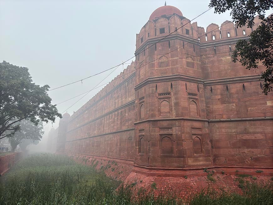 The red fort in Delhi enveloped in thick smog