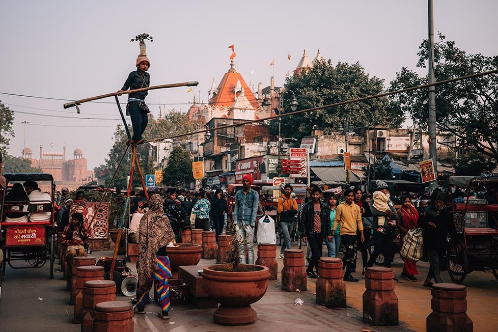 a chaotic street in Delhi, India