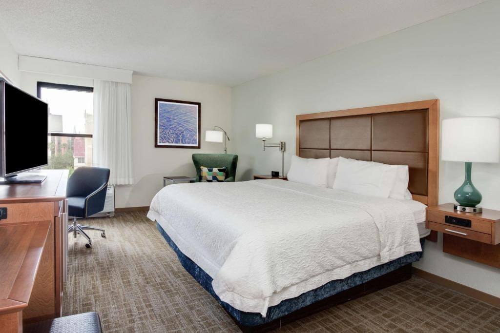 Hampton Inn Orlando Convention Center