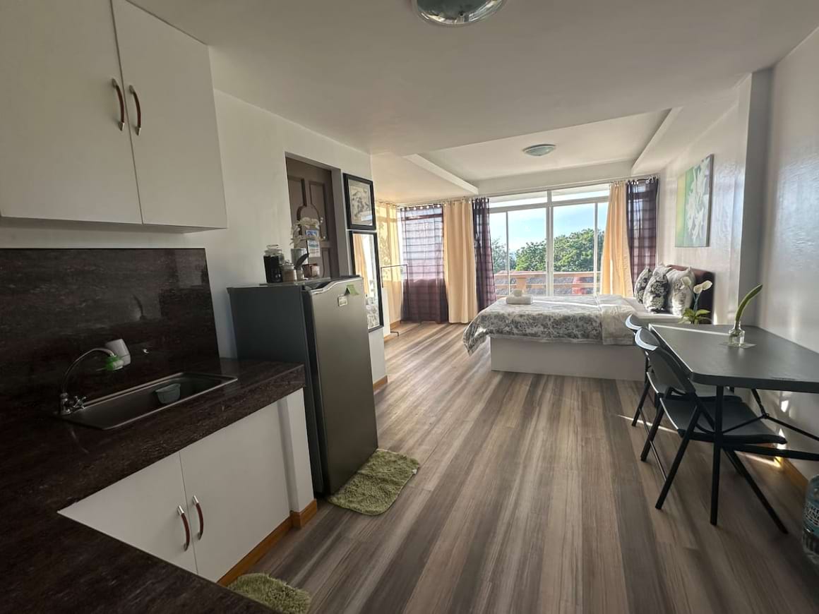 dennis guesthouse angol residence with ocean view boracay