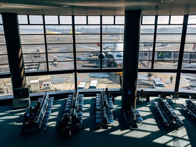 The 5 Best Capsule Hotels Near Haneda Airport