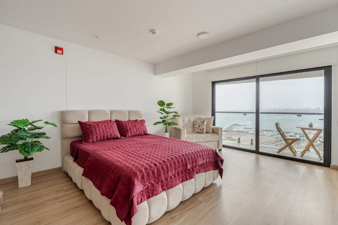Barranco Luxury beach front studio