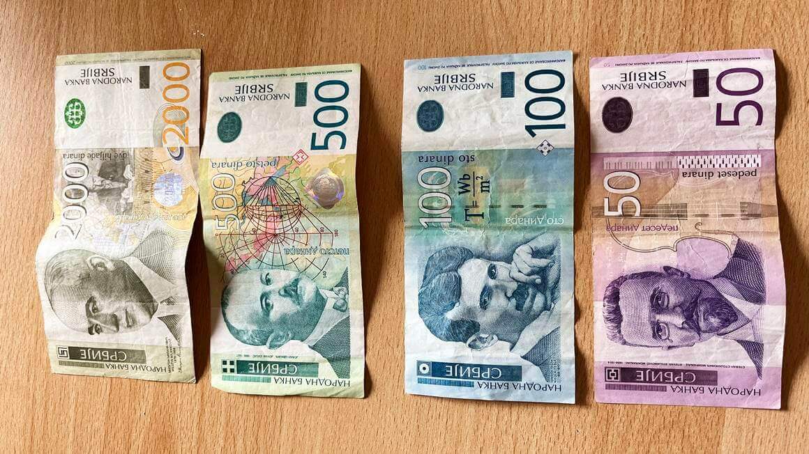 Dinars currency