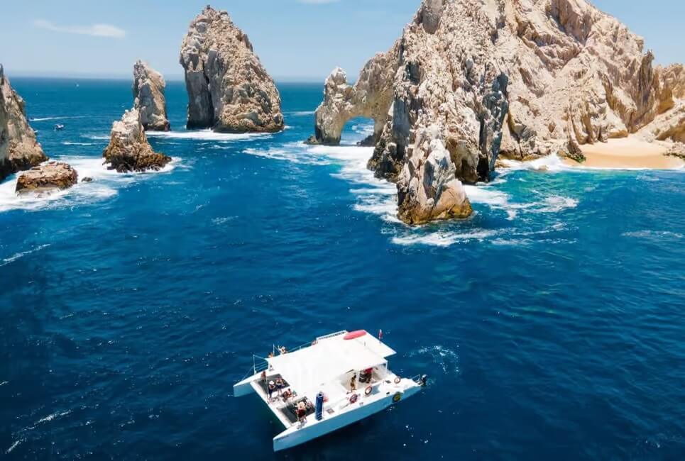 Cabo San Lucas: Snorkel Tour with Open Bar