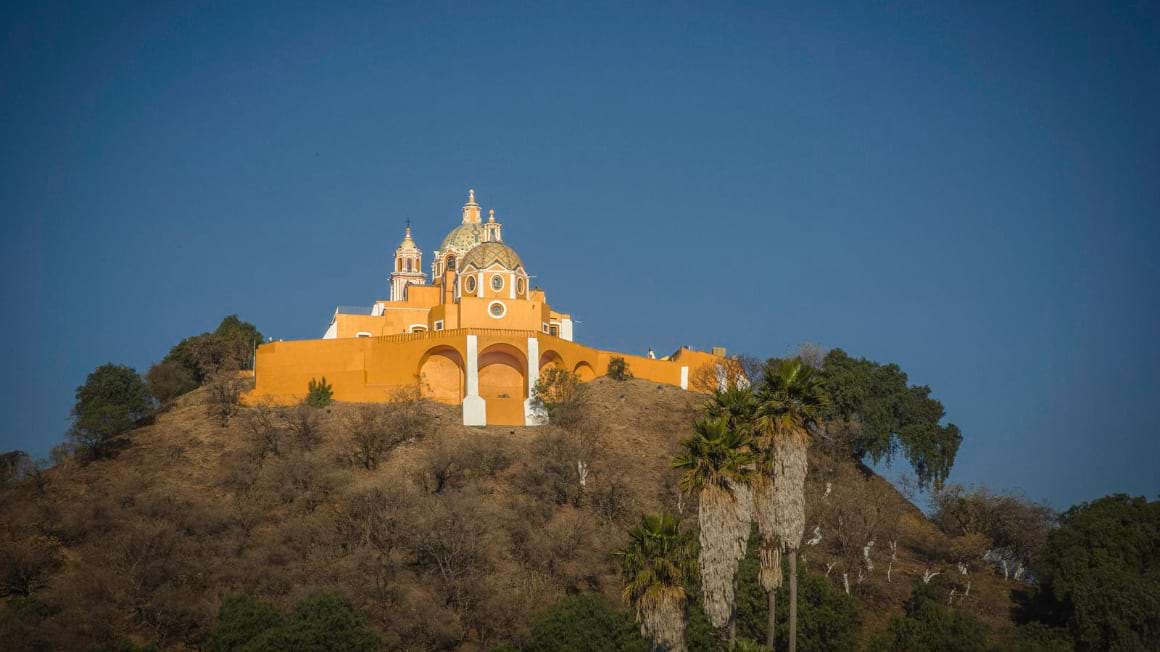Mexico City to Oaxaca: Pottery and Aztec Pyramids