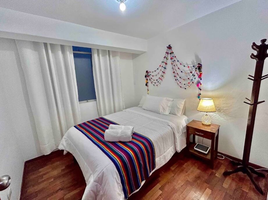 Early check in Wi Fi hot water street view Huaraz