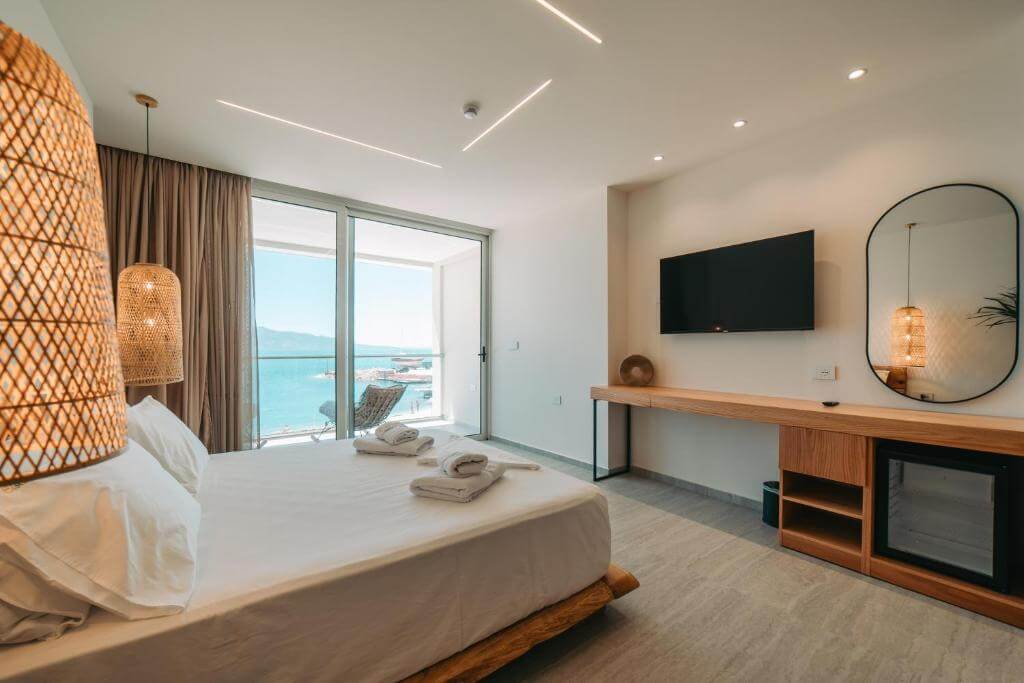 Elar Hotel