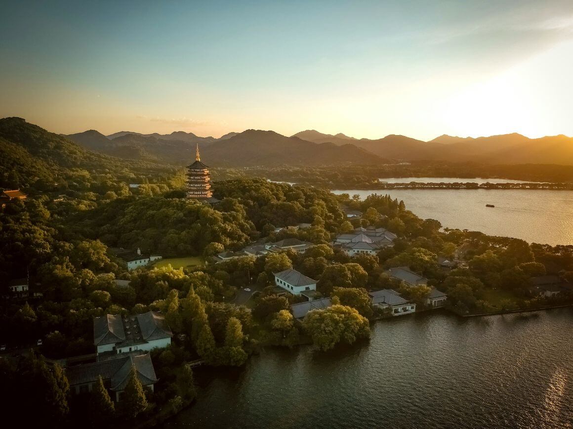 hangzhou sunrise west lake