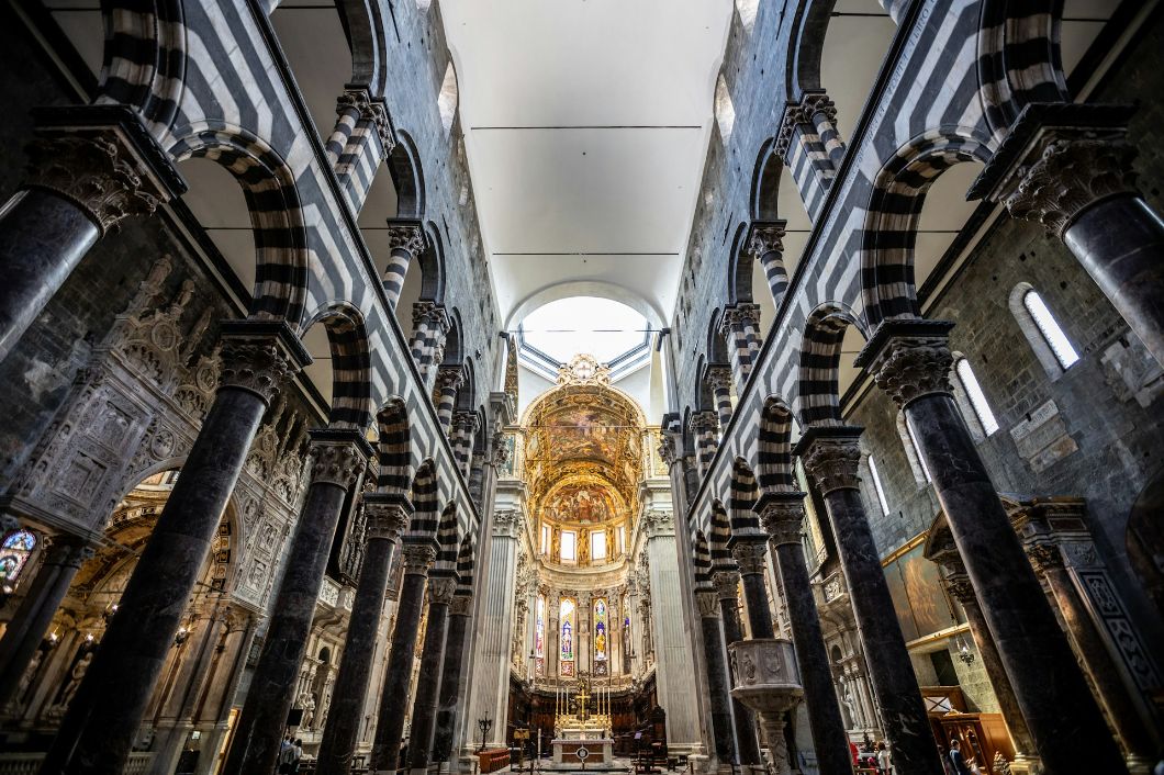 Marvel at the Cathedral of San Lorenzo unsplash