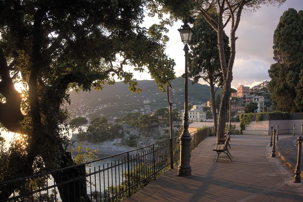 Recharge in the Parks of Nervi and Villa Luxoro genoa pixabay